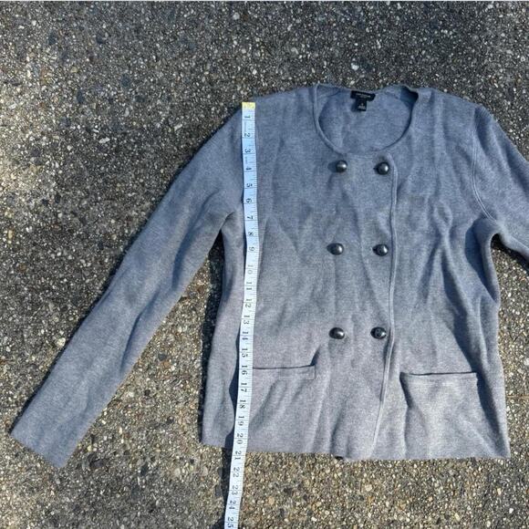 timeless elegant preppy merino wool Ann Taylor grey sweater women's size small - Picture 5 of 8